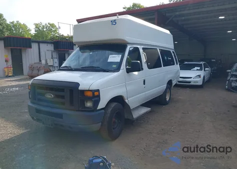 2010 Ford E-350 Super Duty Commercial/Recreational z USA, uszkodzony, nr VIN 1FTDS3EL1ADA22633